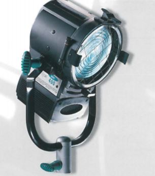 STRAND 400W HMI FRESNEL LIGHT