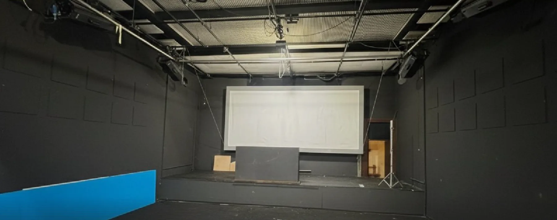 Studio 8 studio hero image